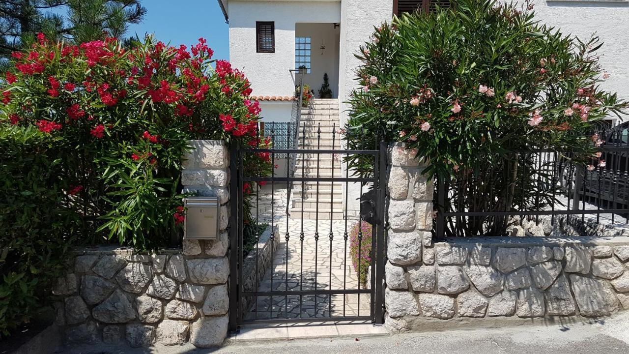 Apartments Gorana Crikvenica Exterior foto